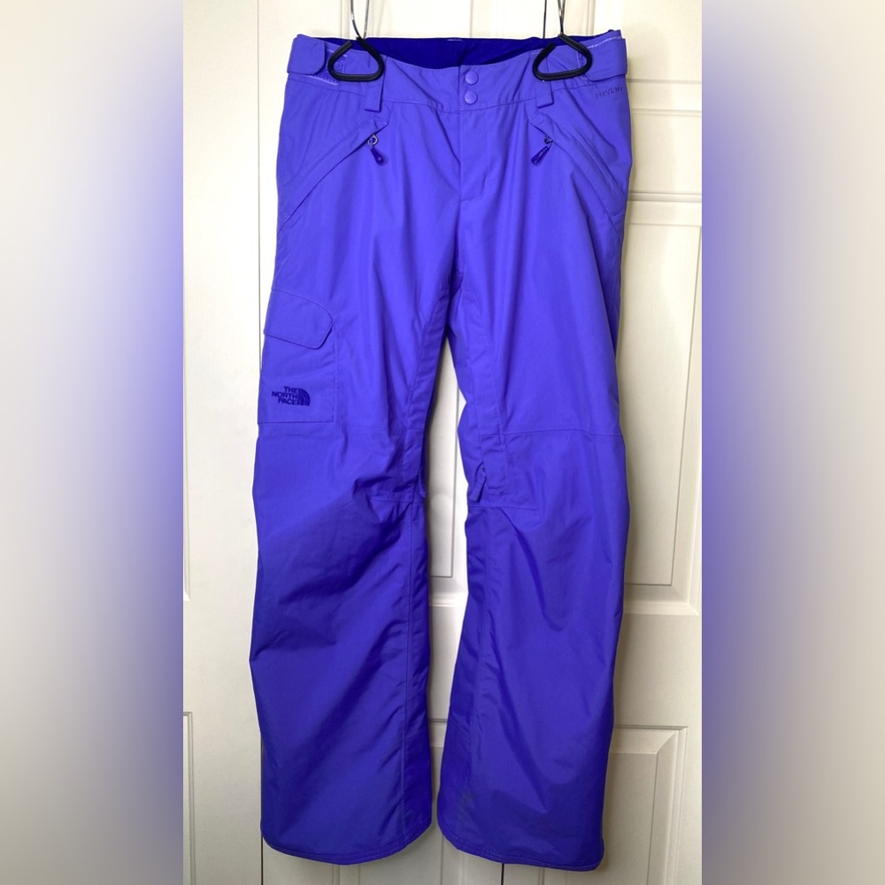 Women’s The North Face HyVent Ski & Snowboard Pants Size: M